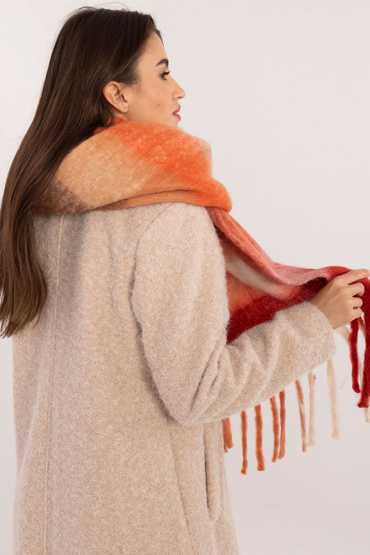 Shawl at image number null