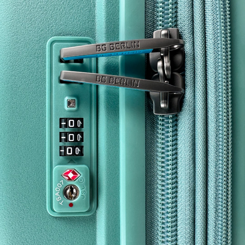 Bg berlin - soda cabin size/carry-on (4 wheel), double security zipper, 54cm/20in luggage, 10kg suitcase image number null