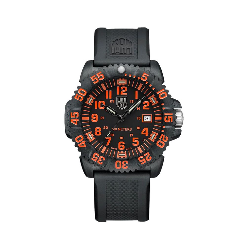 Black resin sport watch-null