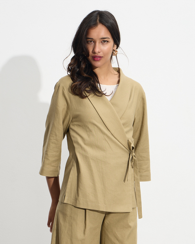Linen jacket tie side-null