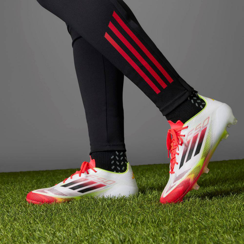F50 elite firm ground-null