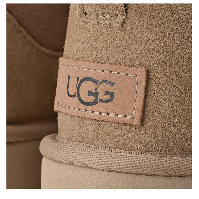 Ugg &gamma;&upsilon;&nu;&alpha;&iota;&kappa;&epsilon;ί&omicron; &mu;&pi;&omicron;&tau;ά&kappa;&iota;-null