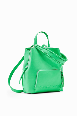 Bag half logo