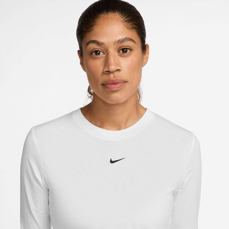 Nike sportswear womens chill knit long-sleeve cropped top-null