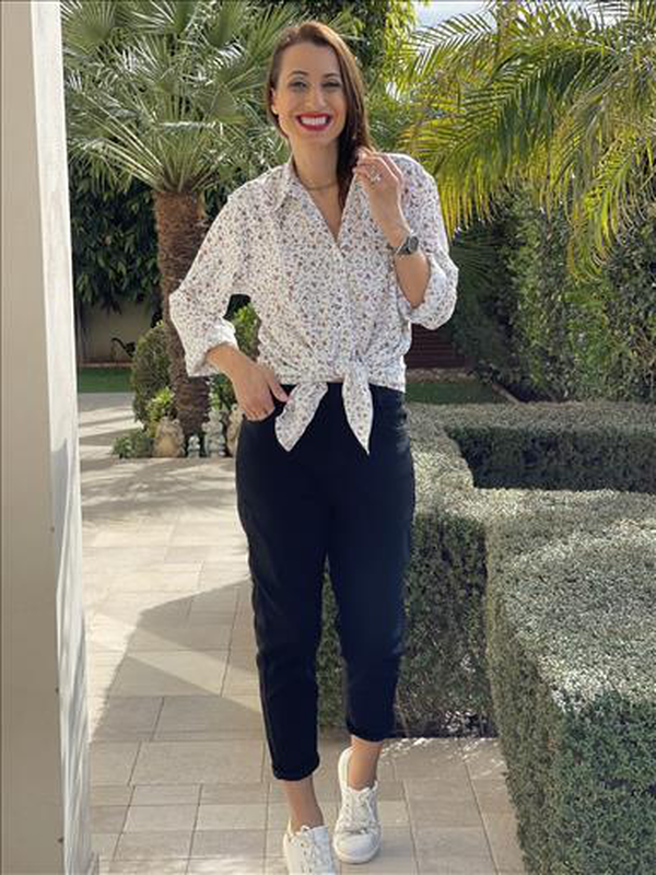 Jean black mom fit image number null