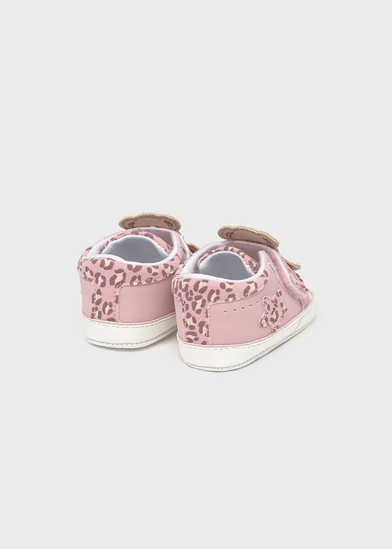 &Alpha;&theta;&lambda;&eta;&tau;&iota;&kappa;&alpha; &omicron;&rho;&chi;&iota;&delta;&epsilon;&alpha;-null