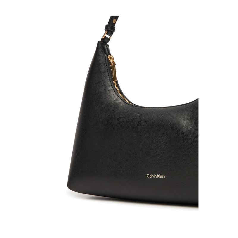 Calvin Klein &gamma;&upsilon;&nu;&alpha;&iota;&kappa;&epsilon;ί&alpha; &tau;&sigma;ά&nu;&tau;&alpha; ώ&mu;&omicron;&upsilon;-null