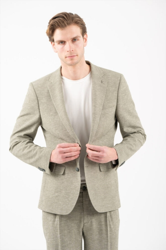 100-26-barozi suit - vittorio artist-null
