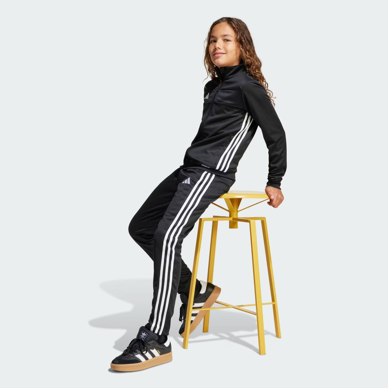 Tiro essentials track suit-null