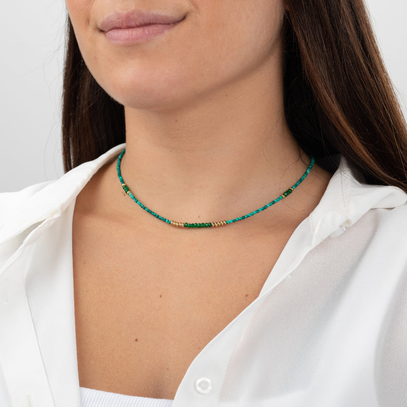 Emerald stone necklace-null