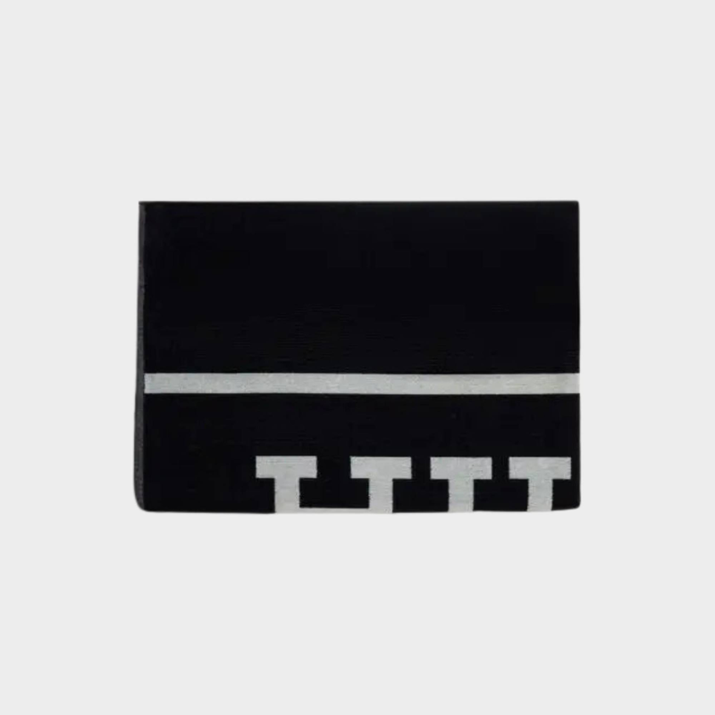 Towel-null