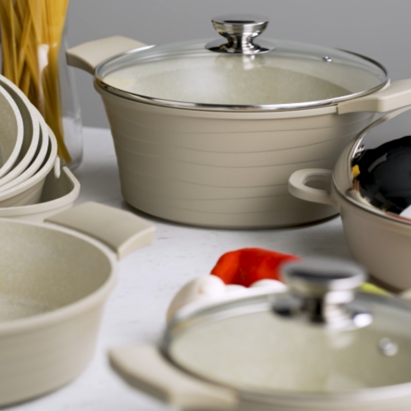 Izzy roaster casserole with lid 28cm elea new-null