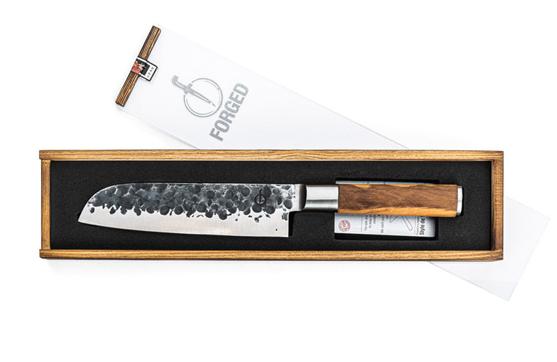 Product image: Forged olive wood santoku knife 440c japanese steel 18cm, , medium-null
