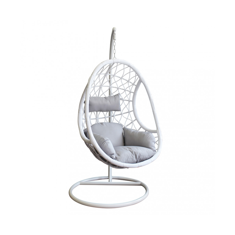 Closed nest cradle carpaia rattan with handles brown frame with beize cushions image number null