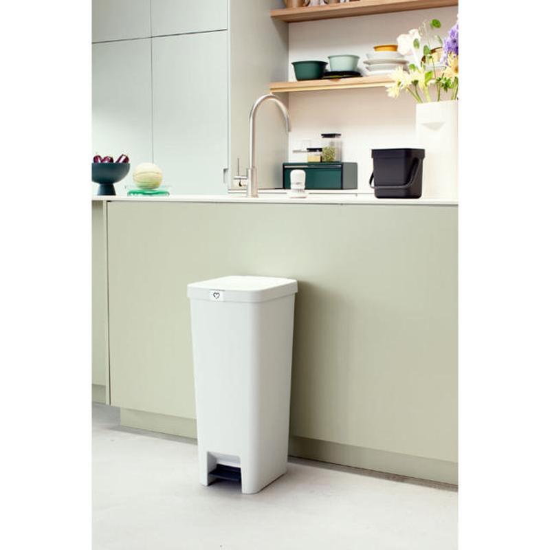 Brabantia stepup pedal bin 40l - light grey, , medium-null