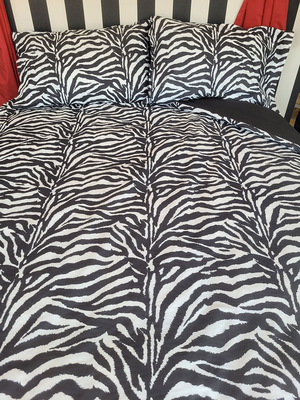 Jones essentials quilt cover 220x230cm zebra, , medium