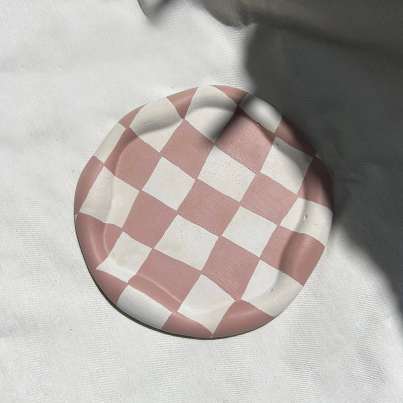Checkered cloud shape tray, , medium image number null