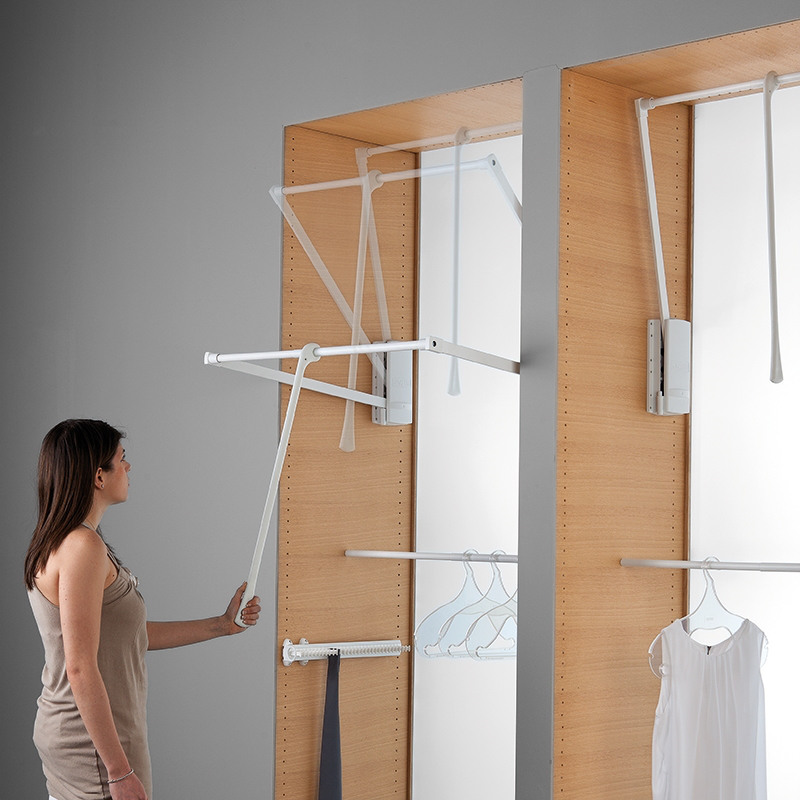 Servetto 2004 κρεμαστρα ντουλαπας μαυρη 77-120cm, , medium image number null