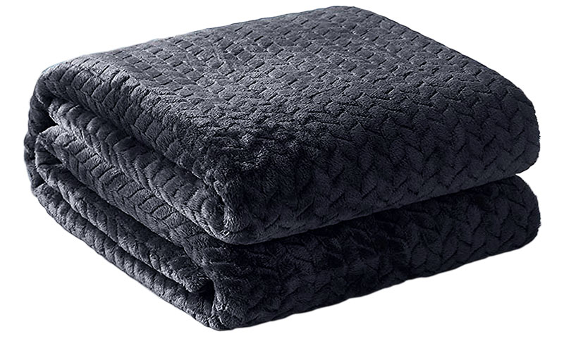 Jaquard flannel blanket 200x220cm blue-black, , medium-null