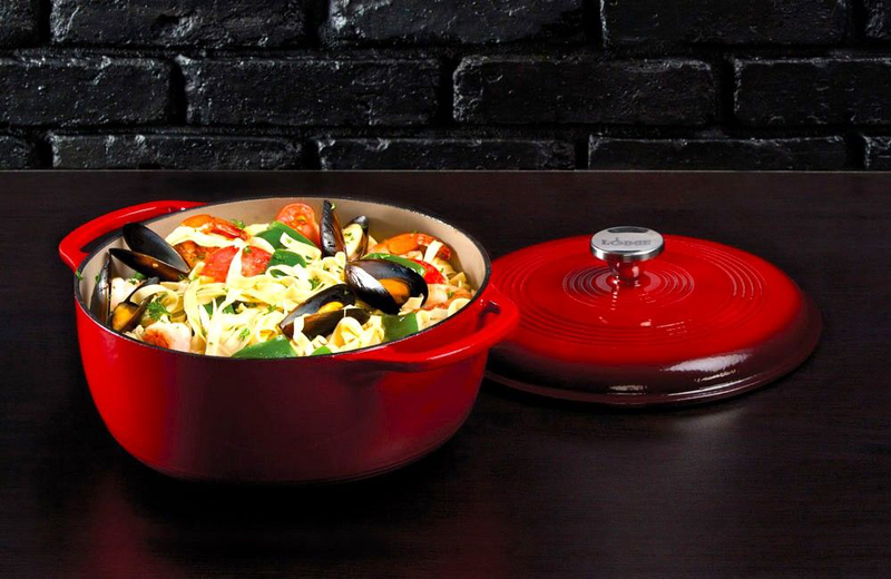 Lodge dutch oven red with loop handles (5,68lt), , medium image number null