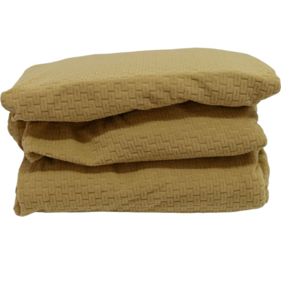 Elastic cover with embossed design #sf1
