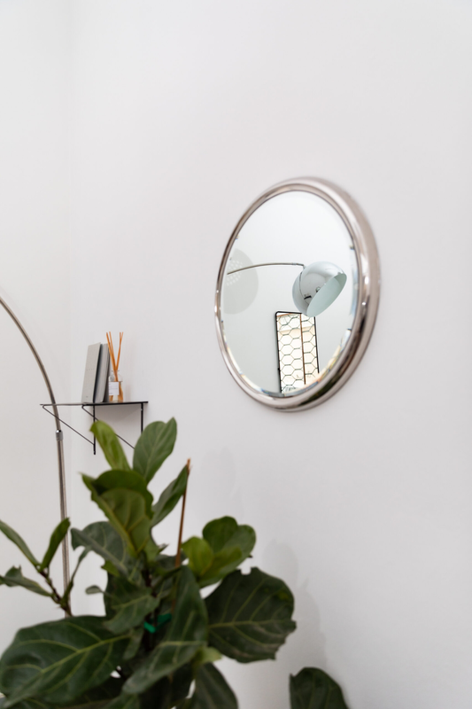 Mid-century chromed wall mirror / round, , medium-null