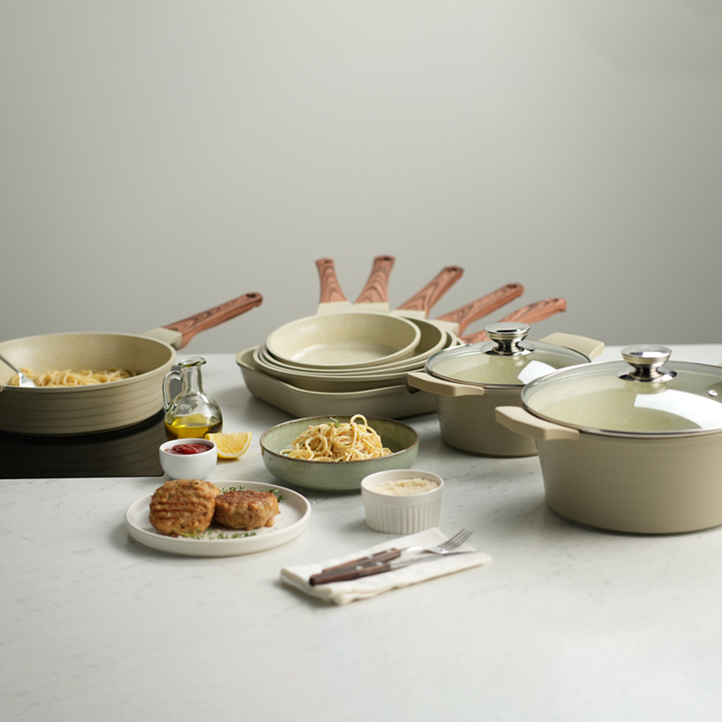 Izzy roaster casserole with lid 28cm elea new-null