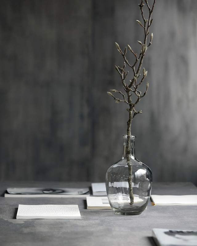 Vase/bottle, glass, clear, , medium-null