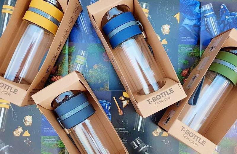 Style de vie t-bottle & tea cup in honey yellow colour, , medium image number null