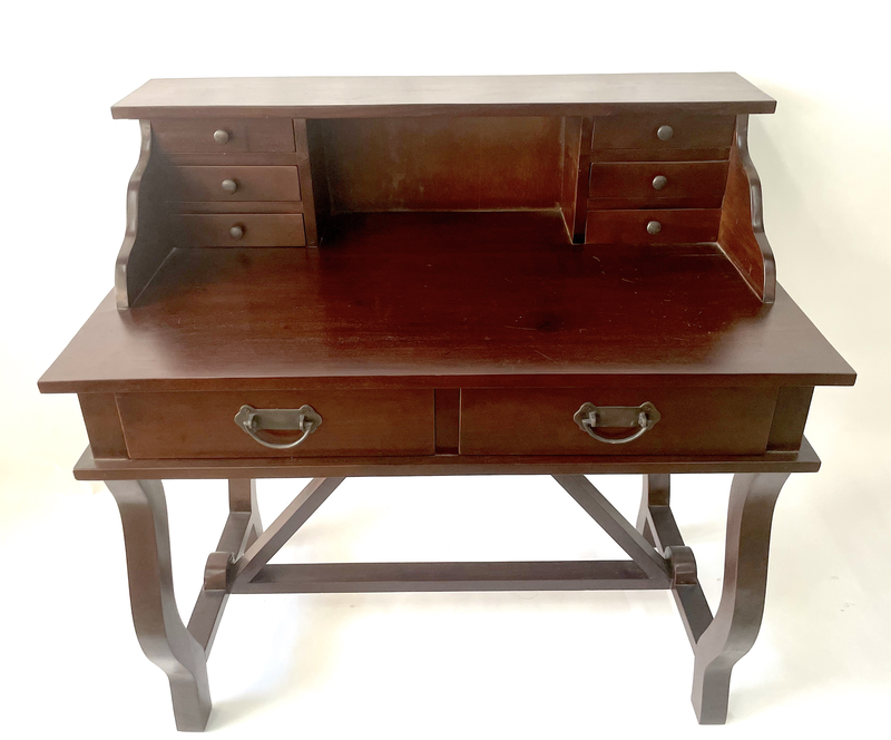 Product image: Butterfly desk, , medium-null