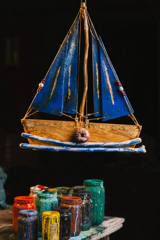 &Kappa;&alpha;&rho;&alpha;&beta;&iota; &xi;&upsilon;&lambda;&omicron; &epsilon;&lambda;&iota;&alpha;&sigmaf; &mu;&epsilon; 4 &pi;&alpha;&nu;&iota;&alpha; &mu;&lambda;&pi;&epsilon; &chi;&rho;ώ&mu;&alpha;.-null