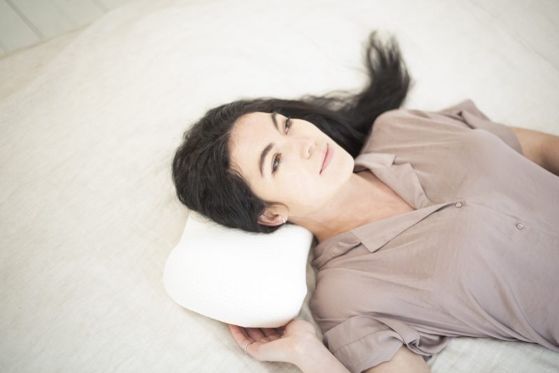 Lifenaxx ergonomic sleeping neck cushion lx-038, , medium-null