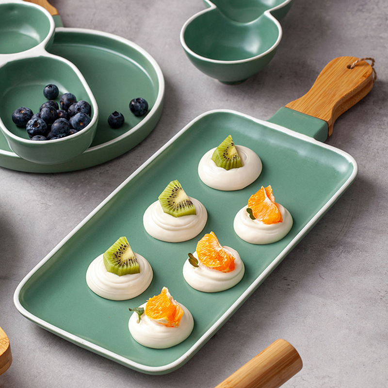 Nava terrestrial serving plate green-null
