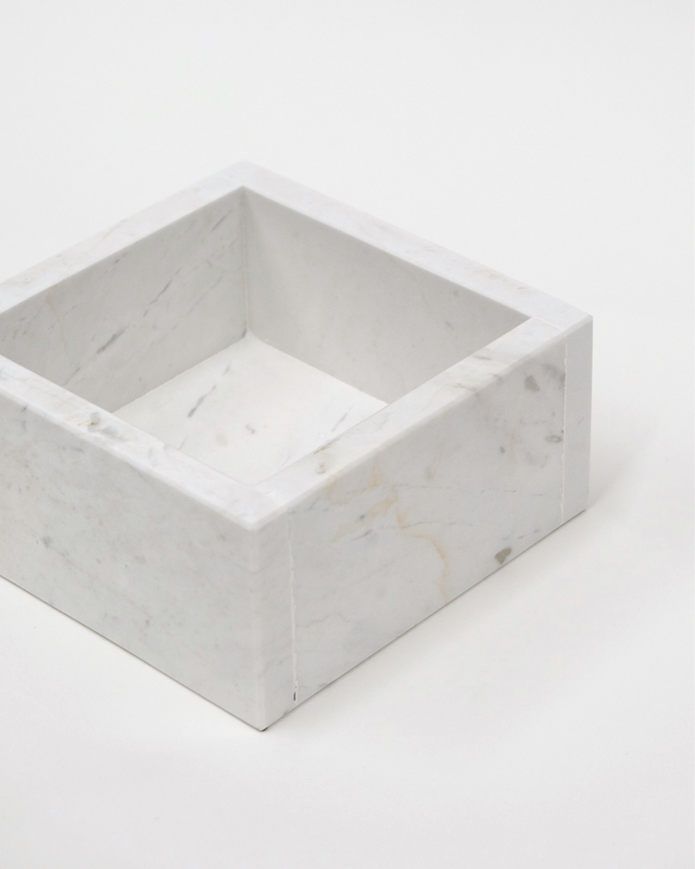 Marble case for bathroom / white with grey / square, , medium-null