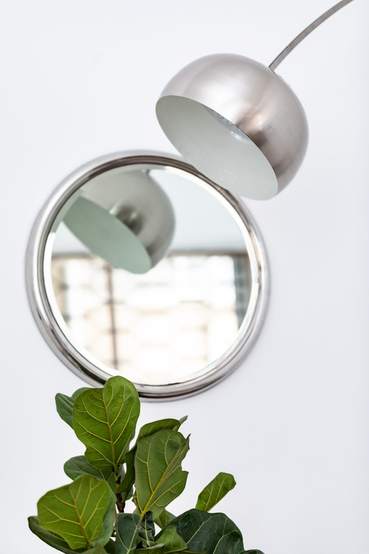 Mid-century chromed wall mirror / round, , medium-null