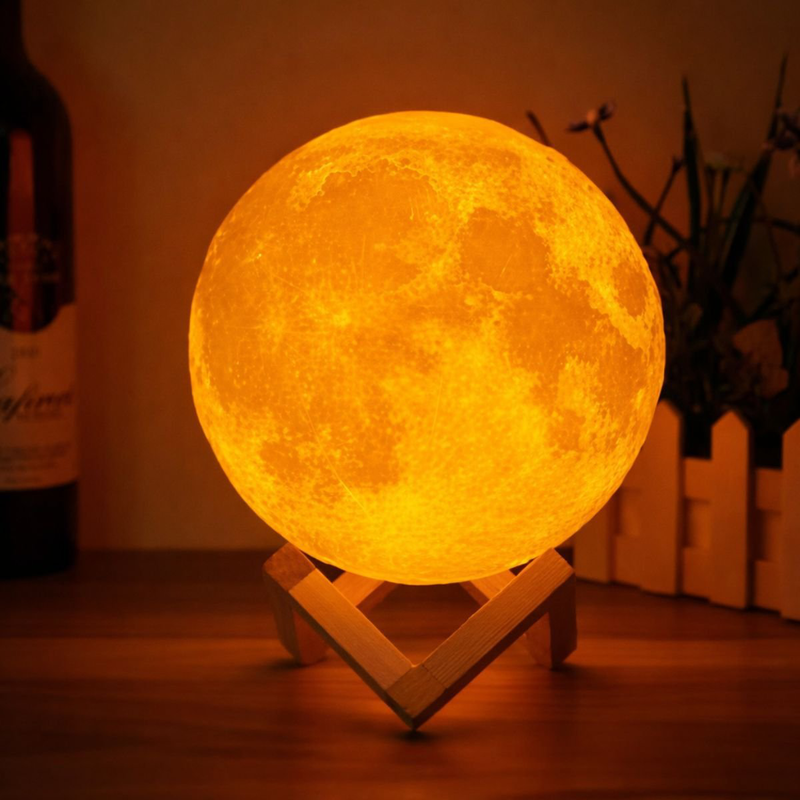 3d moon lamp &upsilon;&gamma;&rho;&alpha;&nu;&tau;ή&rho;&alpha;&sigmaf; & &nu;&upsilon;&chi;&tau;&epsilon;&rho;&iota;&nu;ό &phi;&omega;&tau;&iota;&sigma;&tau;&iota;&kappa;ό led &sigma;&epsilon; &sigma;&chi;ή&mu;&alpha; &phi;&epsilon;&gamma;&gamma;&alpha;&rho;&iota;&omicron;ύ 14cm &mu;&epsilon; &xi;ύ&lambda;&iota;&nu;&eta; &beta;ά&sigma;&eta;, , medium-null