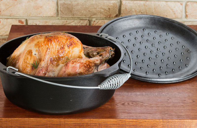 Lodge cast iron pot dutch oven 8.52 lt, with cast iron lid and stainless handle, , medium-null