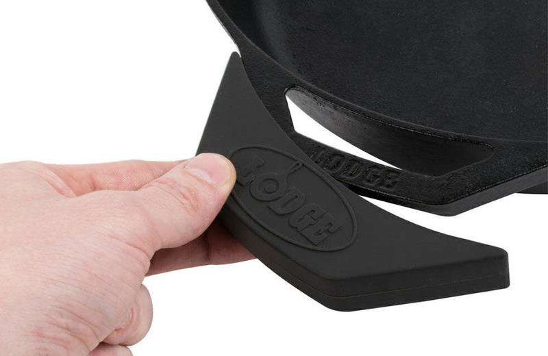 Lodge silicone assist handle holder, black, , medium image number null