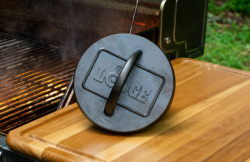 Seasoned cast iron burger press (16cm), , medium-null