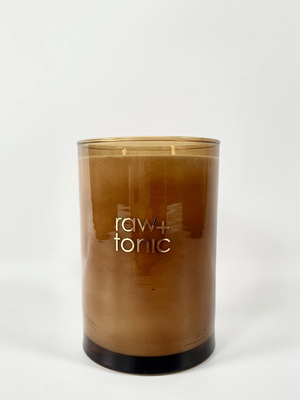 Raw and tonic soy candle in amber jar with lid - sakura - 30oz, , medium