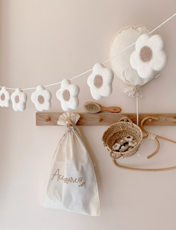 Product image: Flower garland, , medium-null