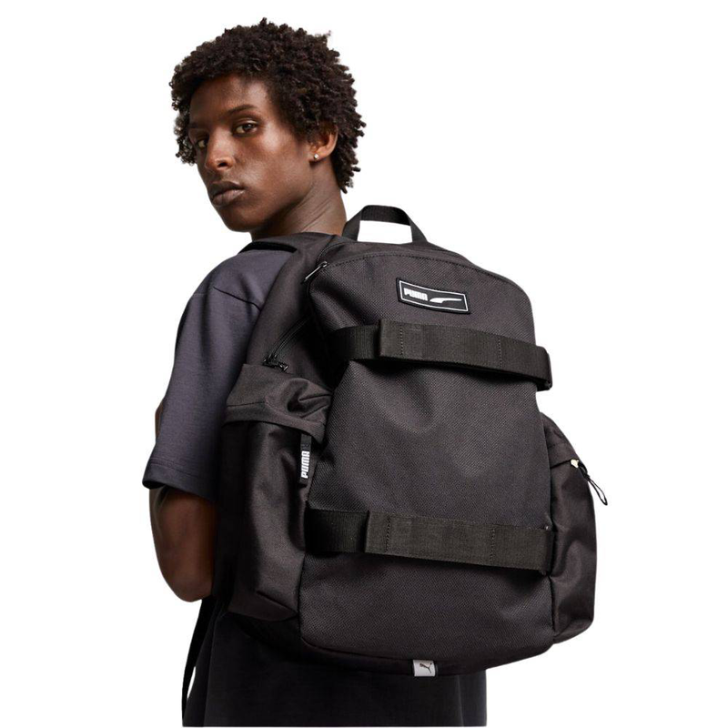 Deck backpack image number null