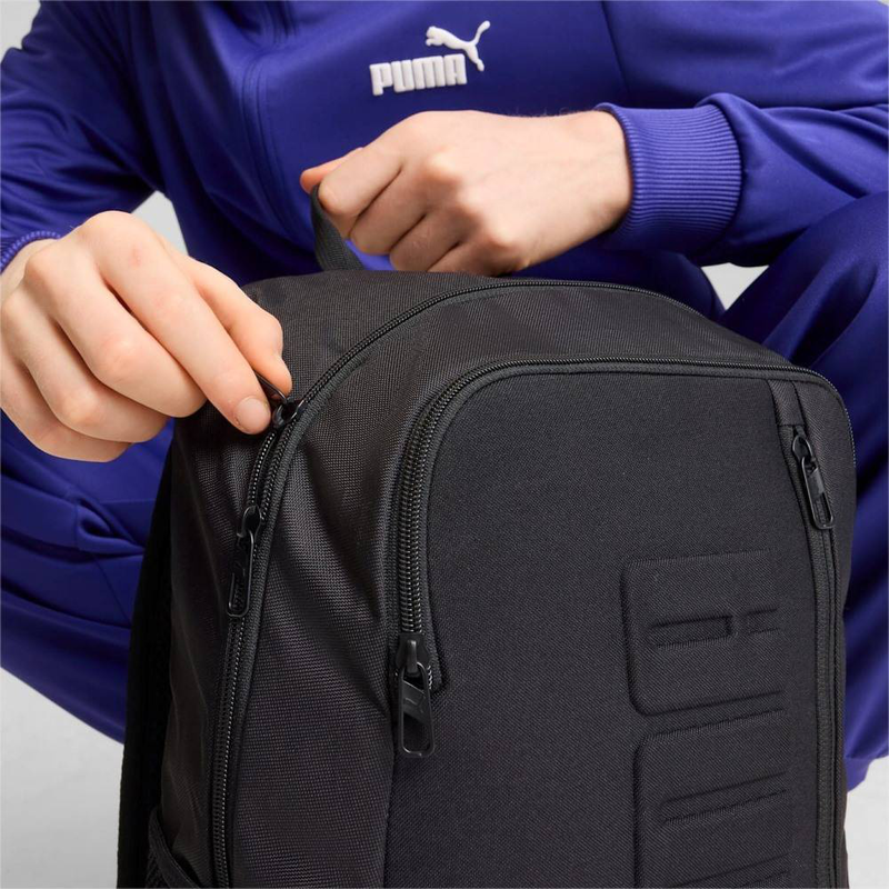 S backpack image number null