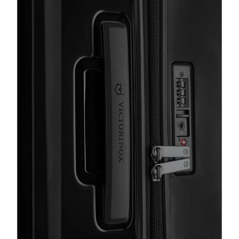 Product image: Airox, medium hardside case, black, , medium-null
