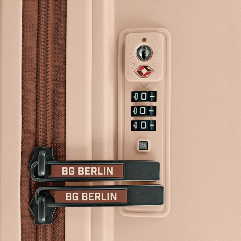 Bg berlin - ted cabin size/carry-on & bg tumbler gift  (4 wheel) 55cm/20in luggage, 10kg suitcase, cream/camel-null