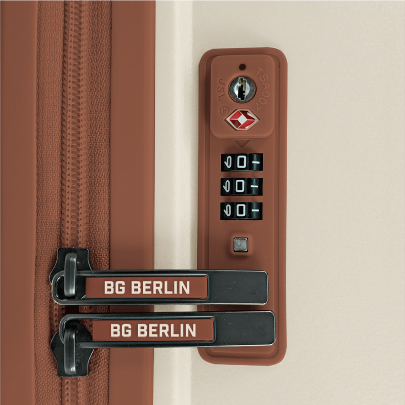 Product image: Bg berlin - ted cabin size/carry-on (4 wheel) 55cm/20in luggage, 10kg suitcase, beige/camel-null