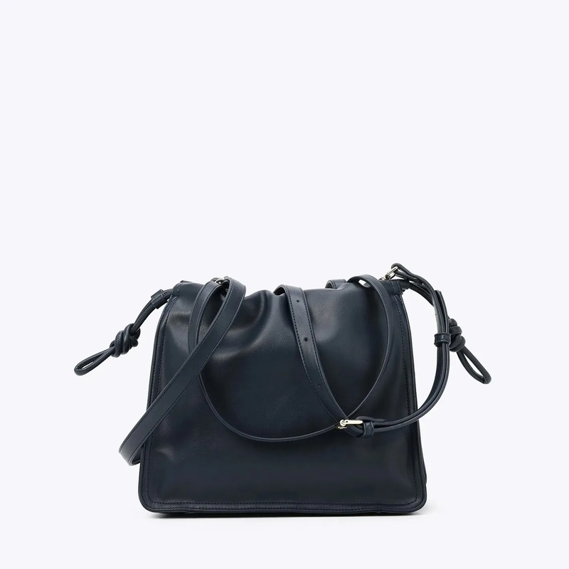 Axel hand bag-null