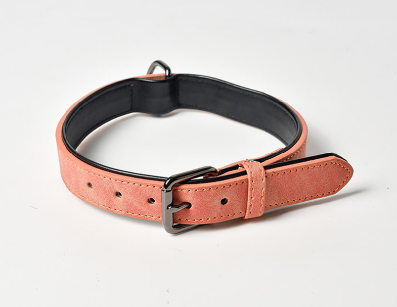 Leather collar for pets-null