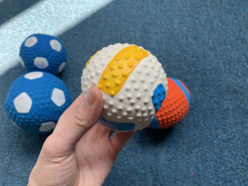 Sound squeaky ball for pets - volleyball-null