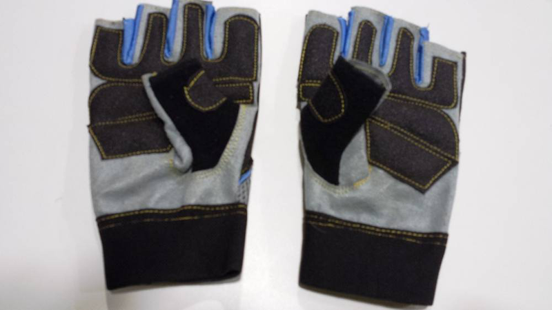 Weight lifting gloves-null